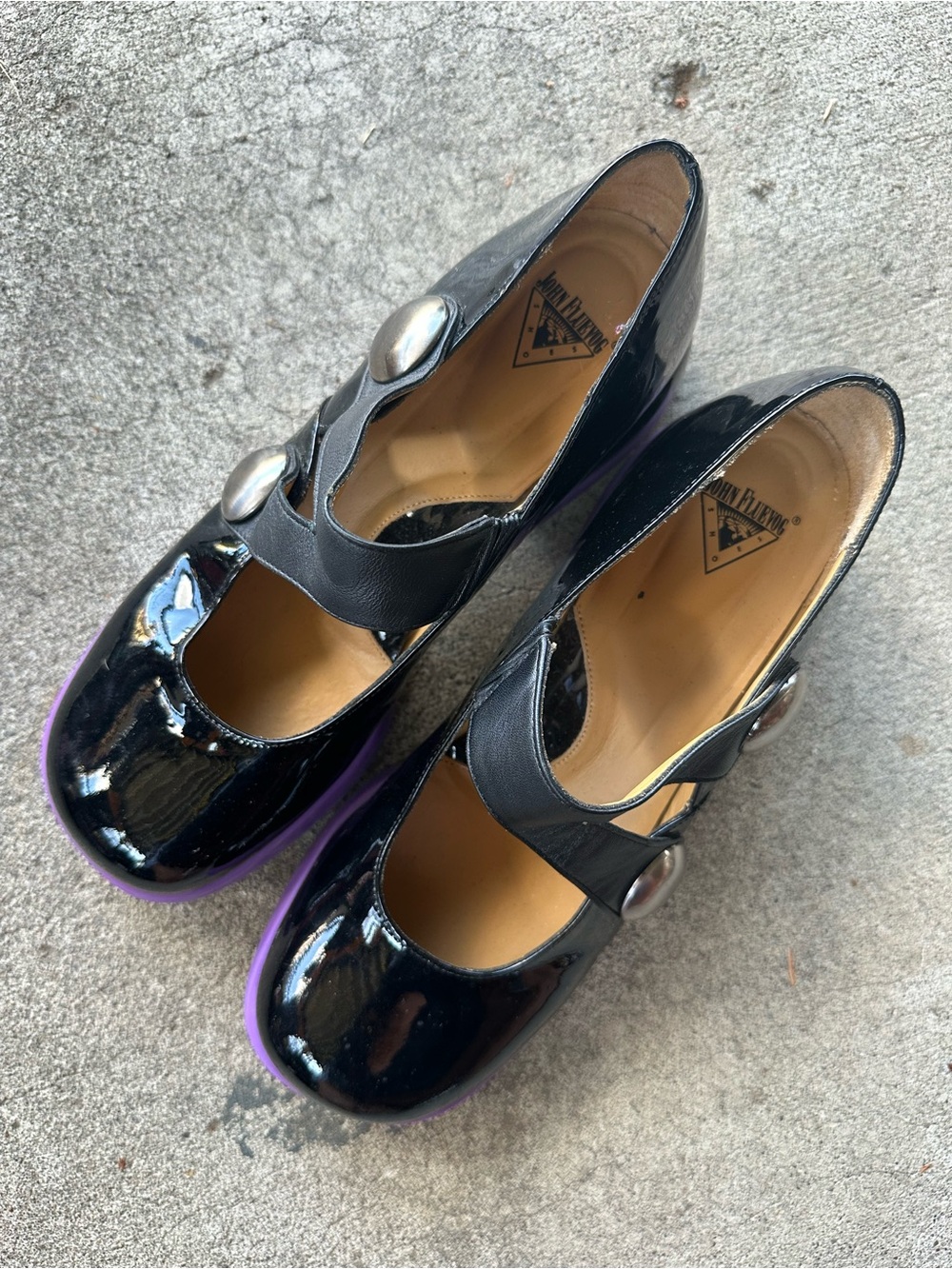 John Fluevog Trina Black Patent Leather Mary Jane Shoes - Picture 8 of 9
